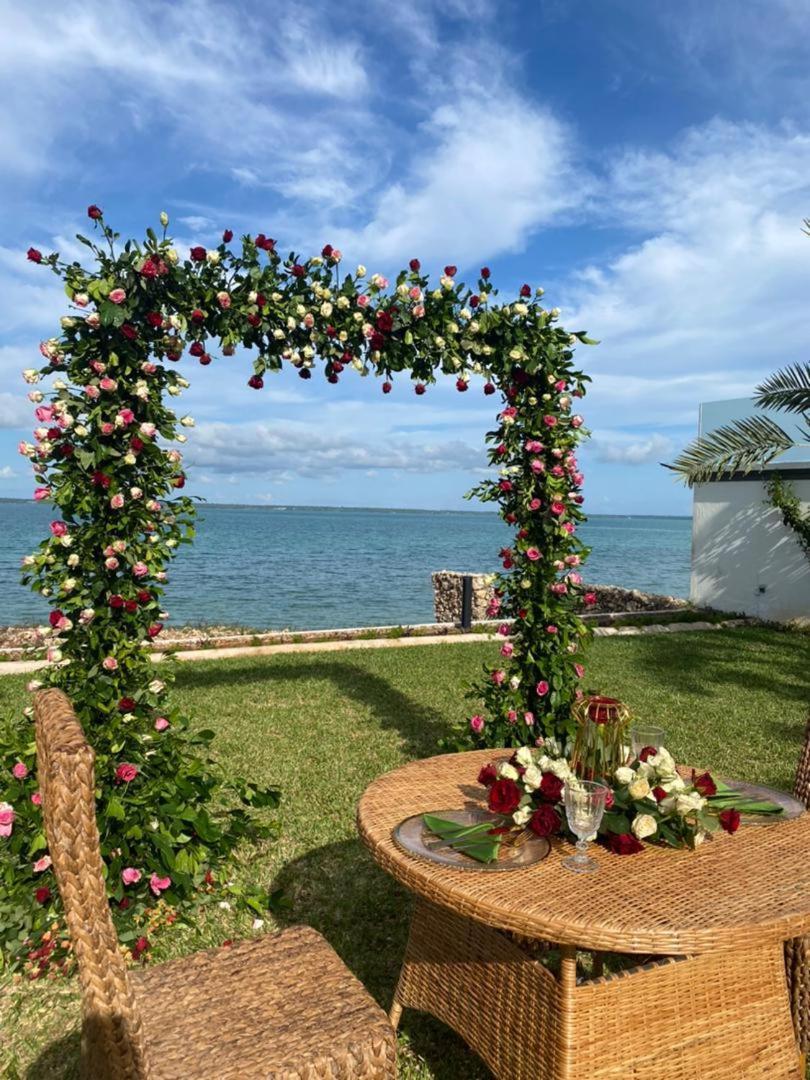 Mkunguni Zanzibar Dt Beachfront Villa מראה חיצוני תמונה